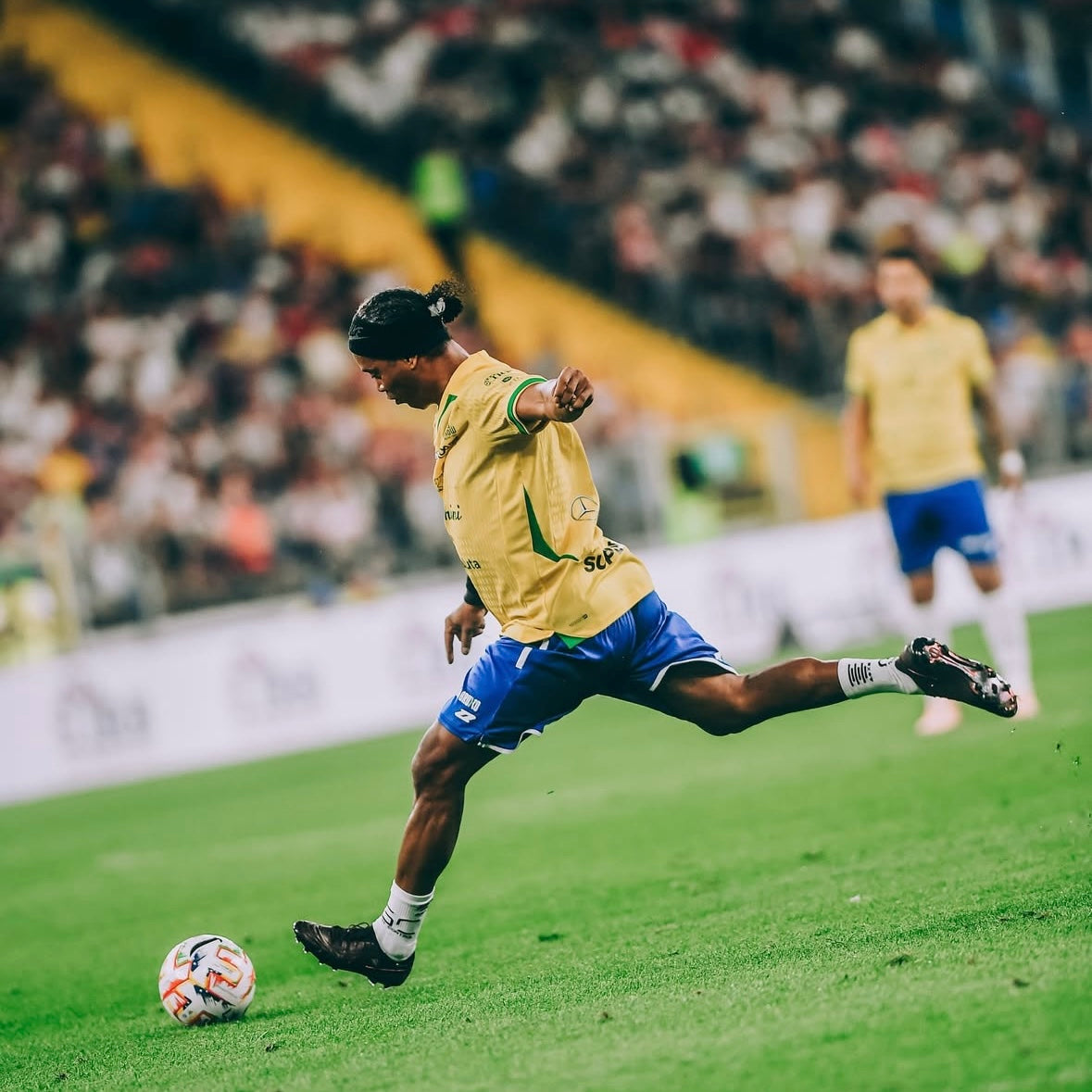 Caja de fútbol Gain Control - RONALDINHO
